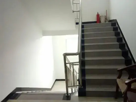 yuejia Express Hotel
