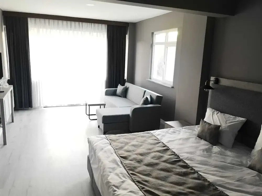 HBS Boutique Hotel & Restaurant