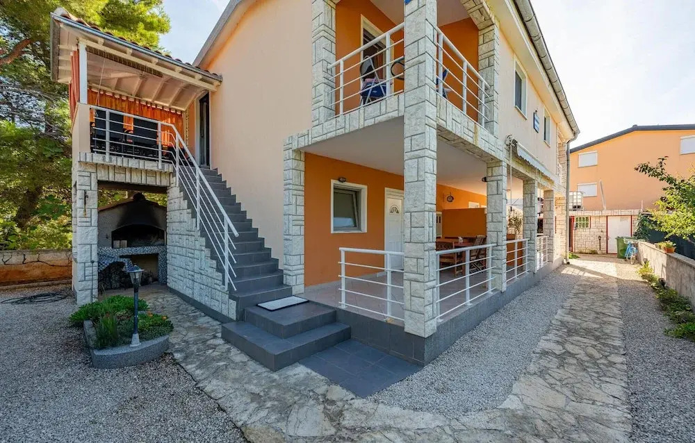 Nice Apartment in Vir With Wifi and 2 Bedrooms