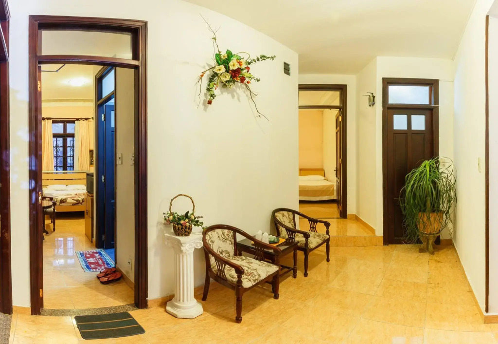 Tram Huong Hotel