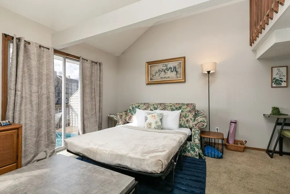 Green Meadow Getaway 2 Bedroom Condo