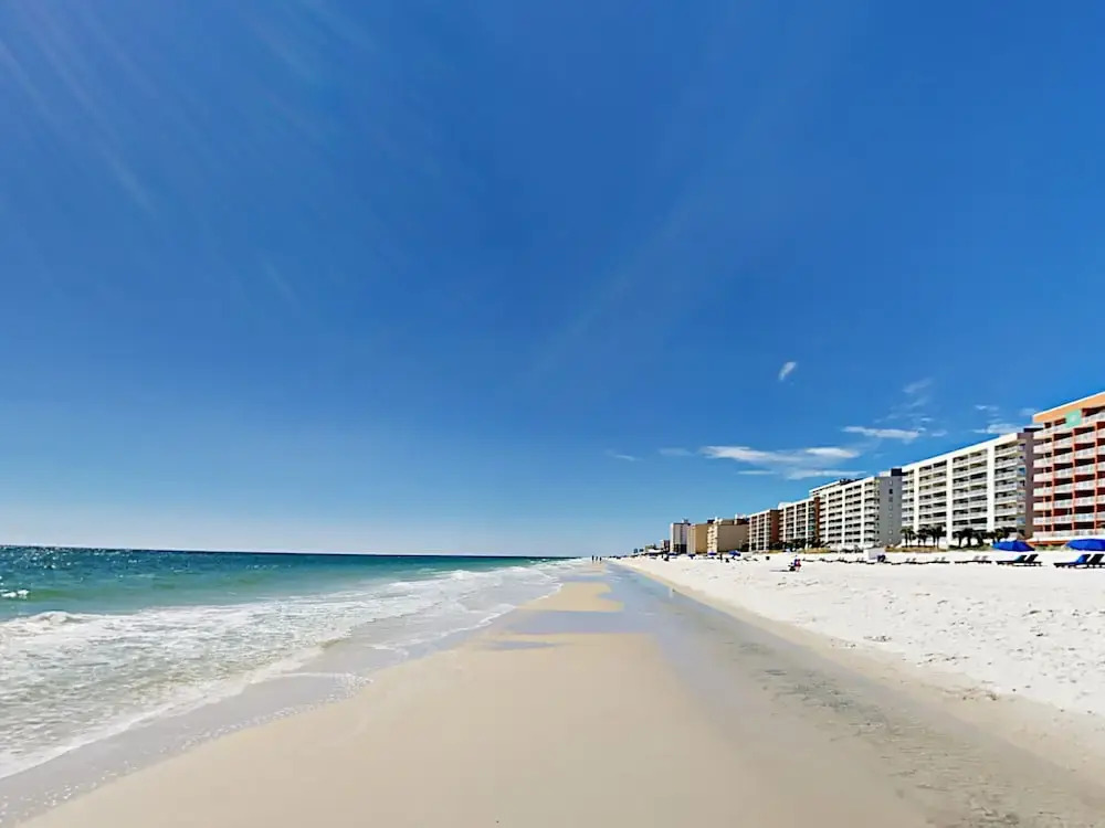 949 West Beach Condo - 2 Br condo by RedAwning