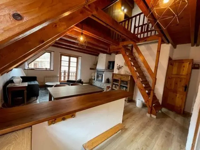 Apartment 3 bedrooms with ski locker and parking at Baqueira-Beret