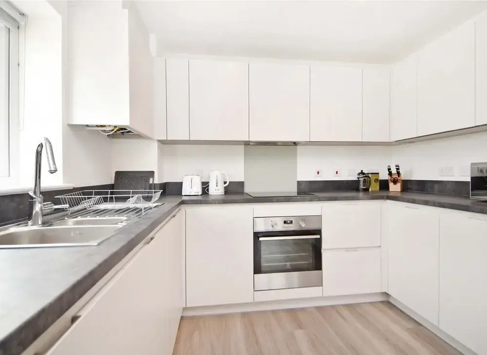Ebbsfleet International Apartment