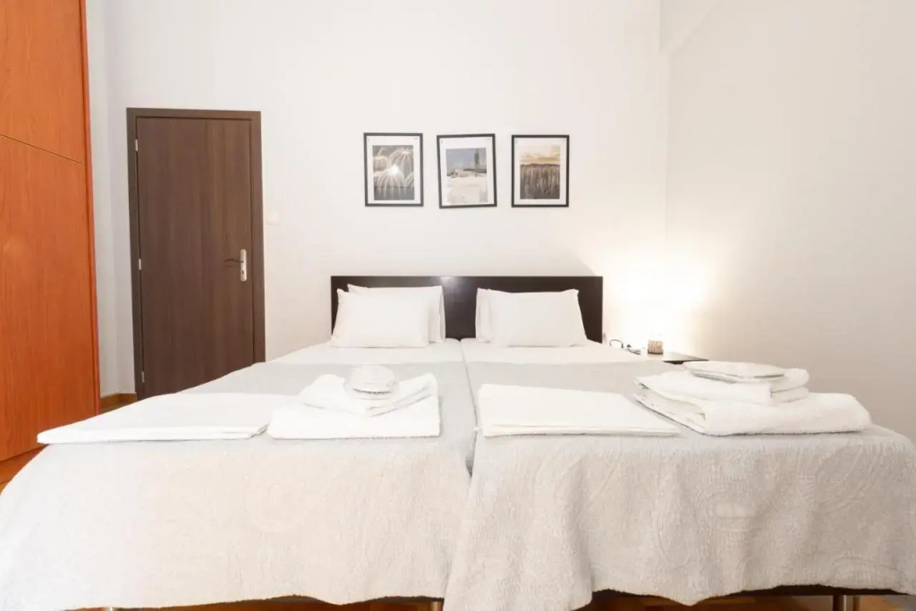 Spacious family home near Acropolis in Koukaki!