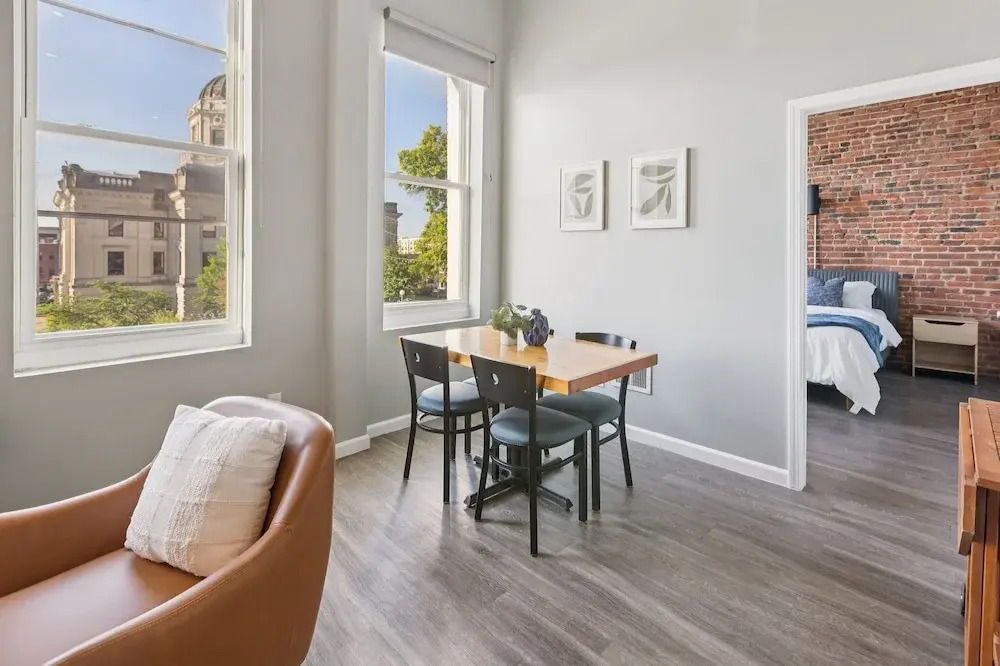 Rustic-industrial Loft With Courthouse Views 3 Bedroom Apts
