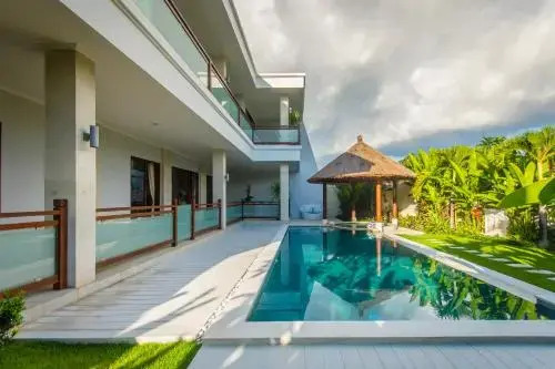 Golden Palm Villa