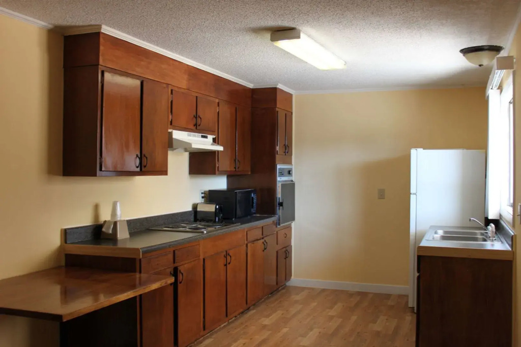 Rhodes Motor Lodge