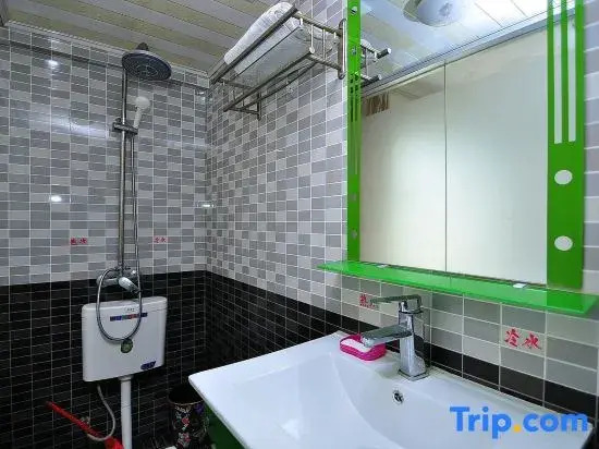 Tianxing Business Hotel (Kunming Luosiwan Store)