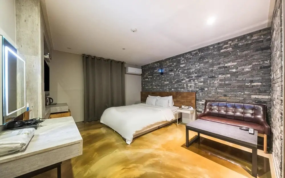 Workers Hotel Ansan by Anook