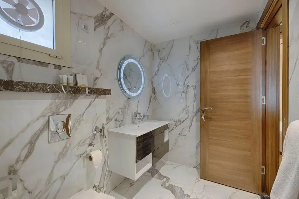 Vesta - Luxury Villa - 3BR - CFC II