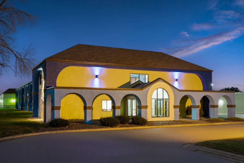 Days Inn by Wyndham Austin