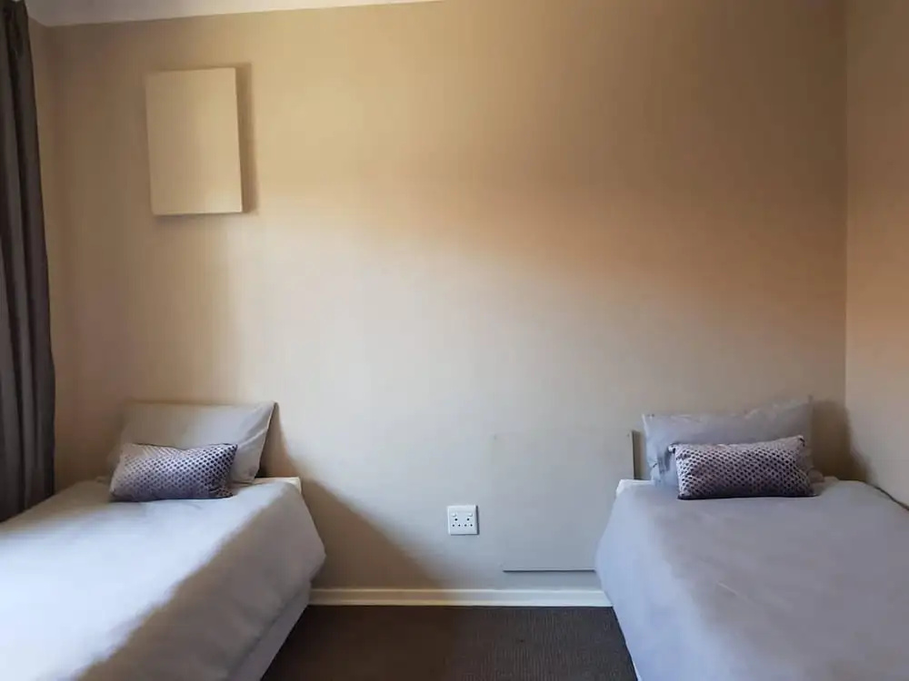 Comfortable Furnished Apartment Wi-fi Free Parking