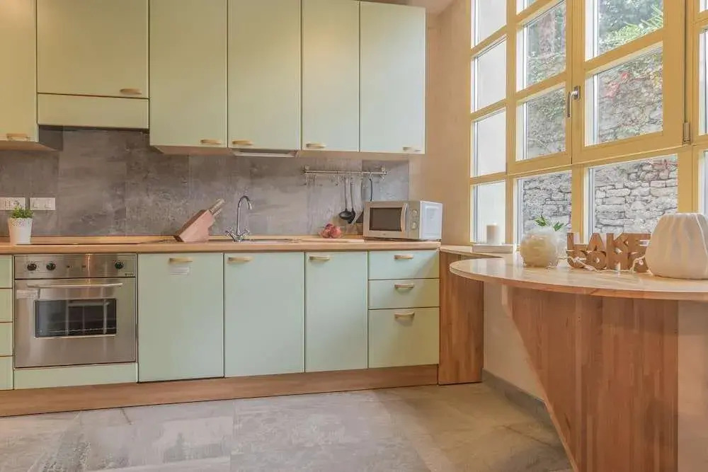 Del Duca Apartment