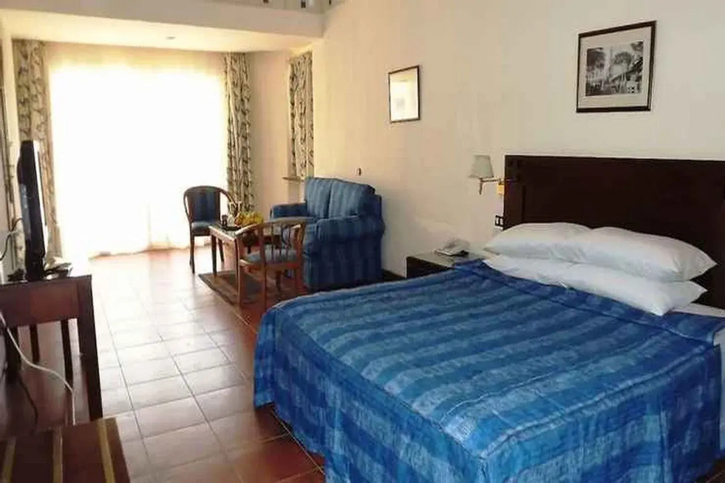 Dome Marina Hotel & Resort