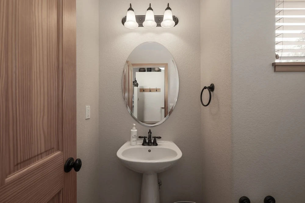 130 Discovery Court At Rendezvous 3 Bedroom Home