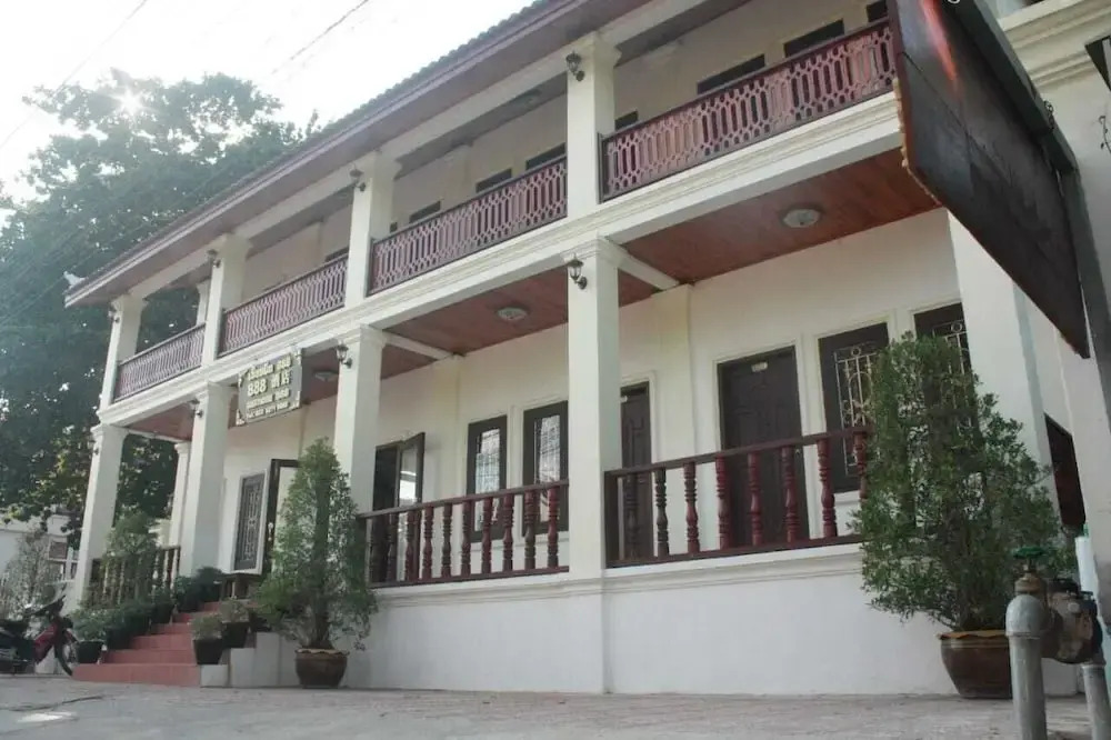 888 Guest House