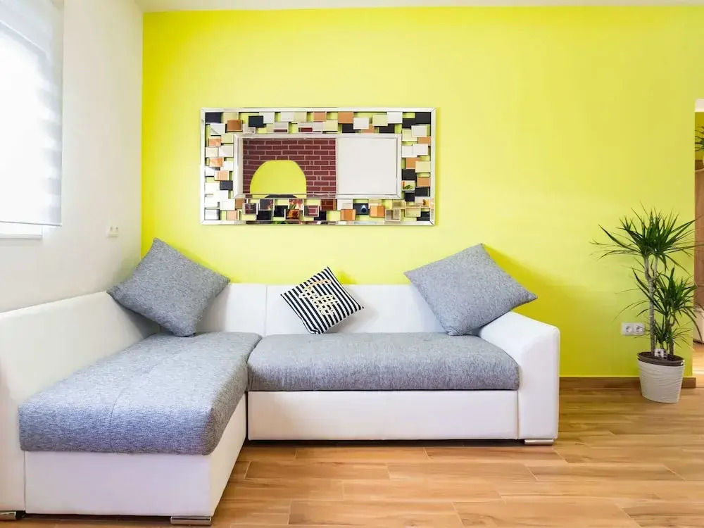 Simplistic Apartment in Vir With Garden