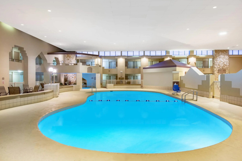 Ramada by Wyndham Midtown Grand Island