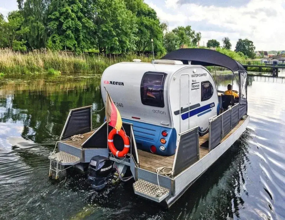 Hausboot auf der Peene, Demmin