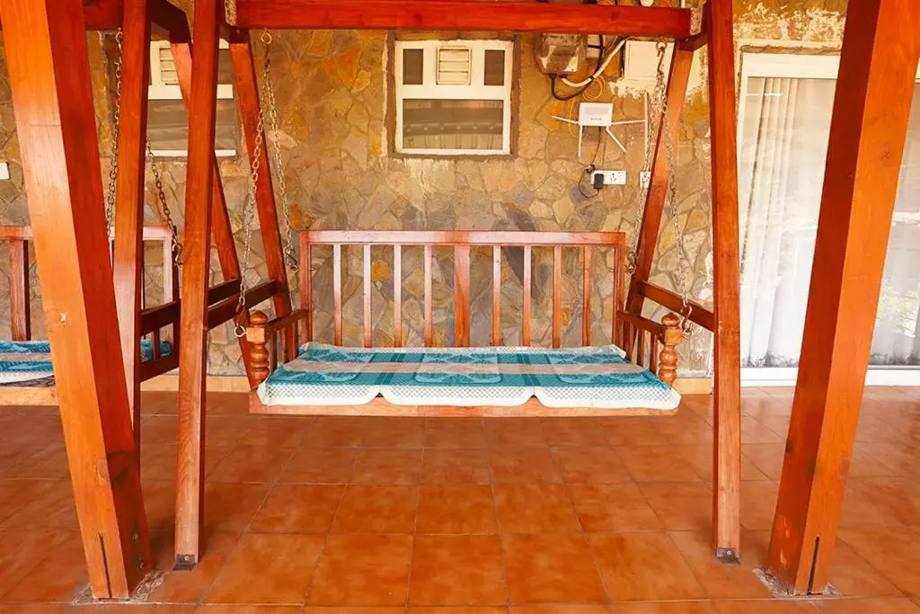 Poetry By The Hills Homestay, Mukteshwar