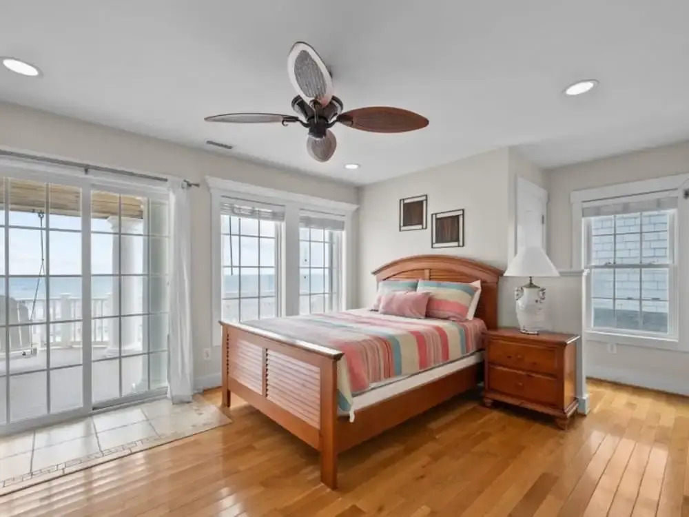 Ocean's Edge by Topsail Realty