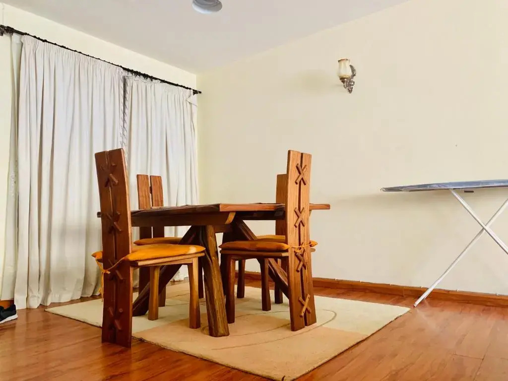 Nakuru Palace furnished apartment with pool milimani H1