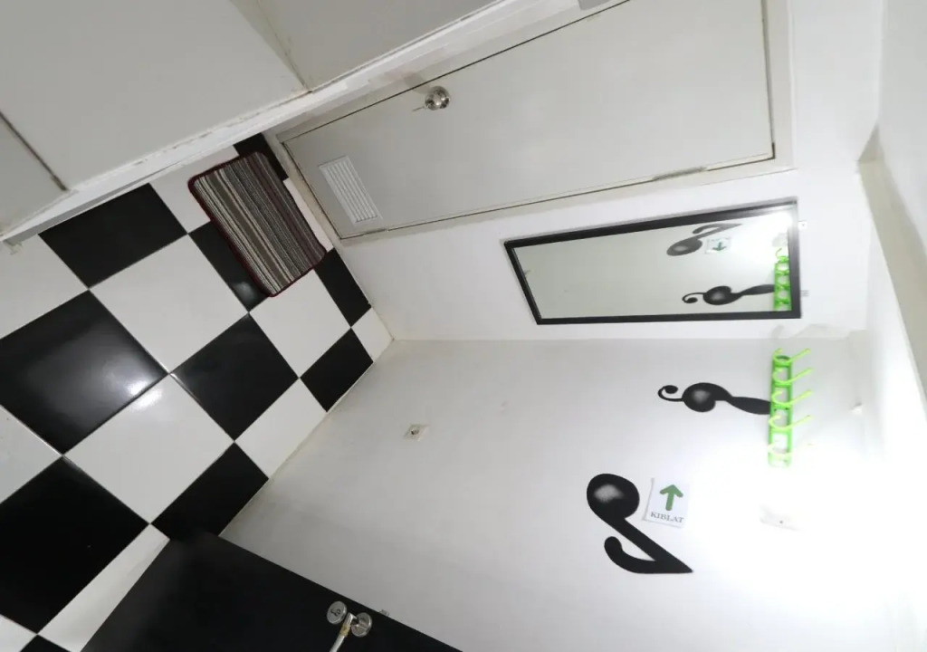 Kamar Keluarga Semanan Syariah