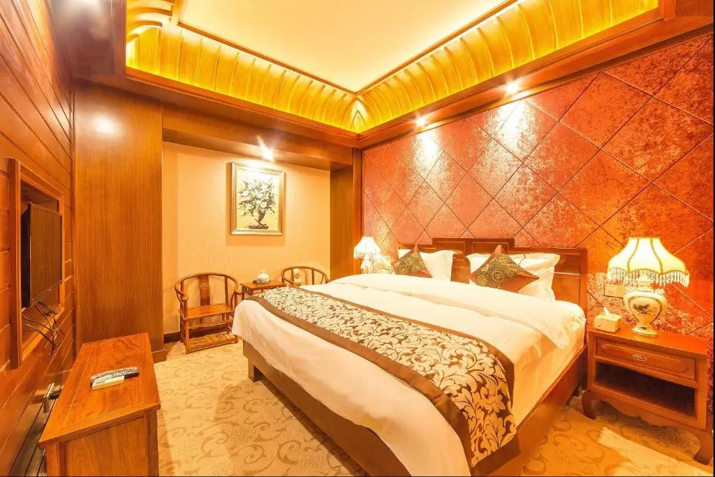 Lijiang Hefu Yayuan Hotel