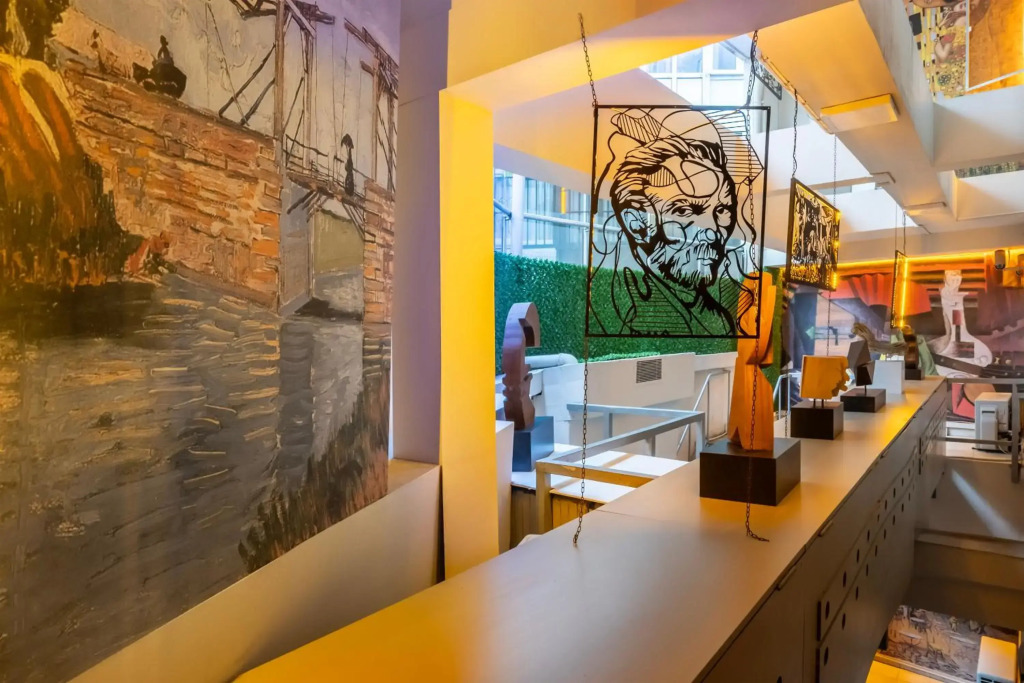 Gallery Residence & Hotel