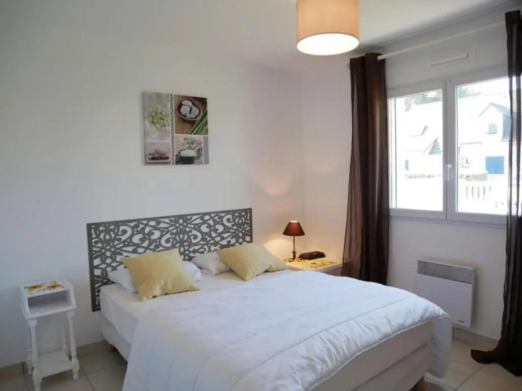 MAISON ERDEVEN, 5 PIèCES, 8 PERSONNES - FR-1-479-14