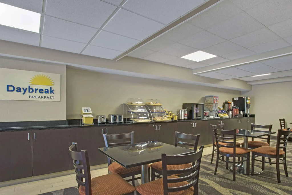 Red Roof Inn & Suites Newburgh - Stewart Airport West Point