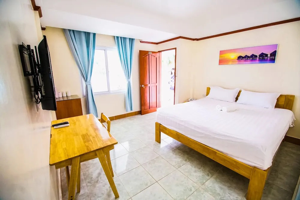 Dragon Bay Resort
