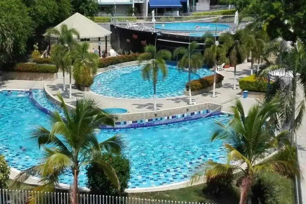 Hermoso Apartasol con Piscina en Sopetran