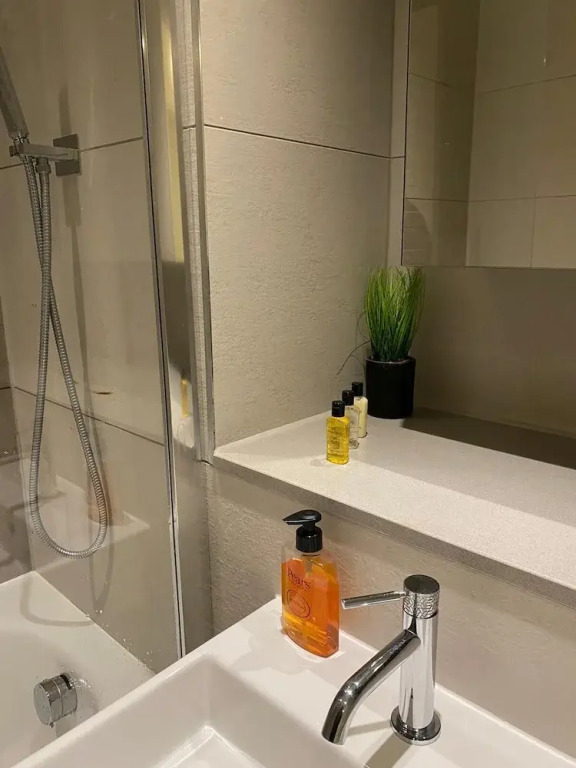 Brand New 2 Bedroom Near Olympic Stadium