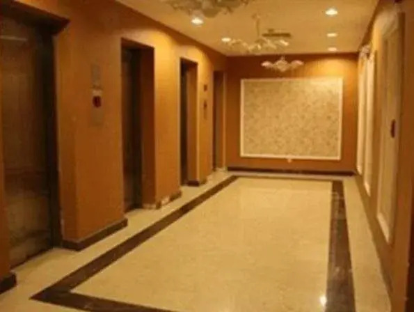 Jadly Hotel