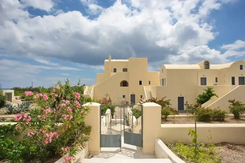 Dagris Villa Studios
