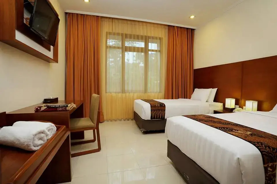 Multazam Syariah Hotel
