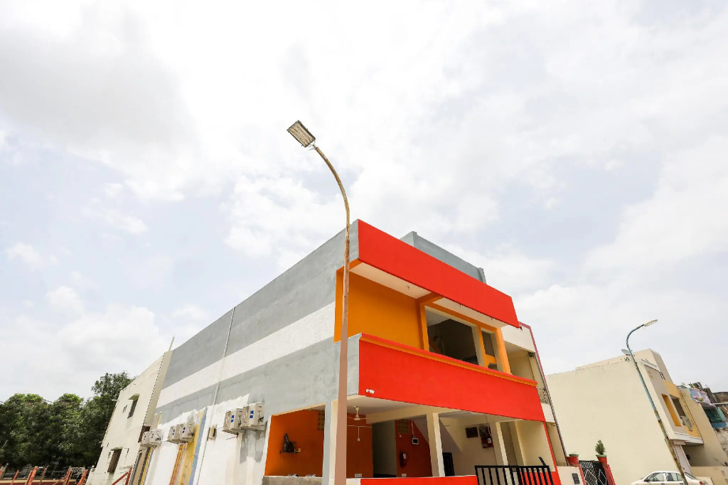 OYO 40502 Jai Devi Residency