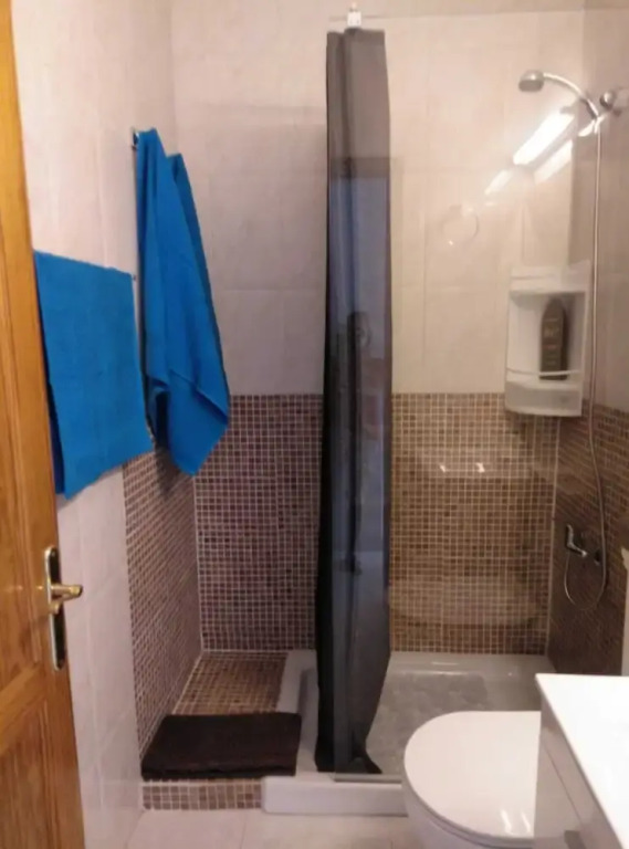 ESTUPENDO Apt.8 pax, TABLERO 10