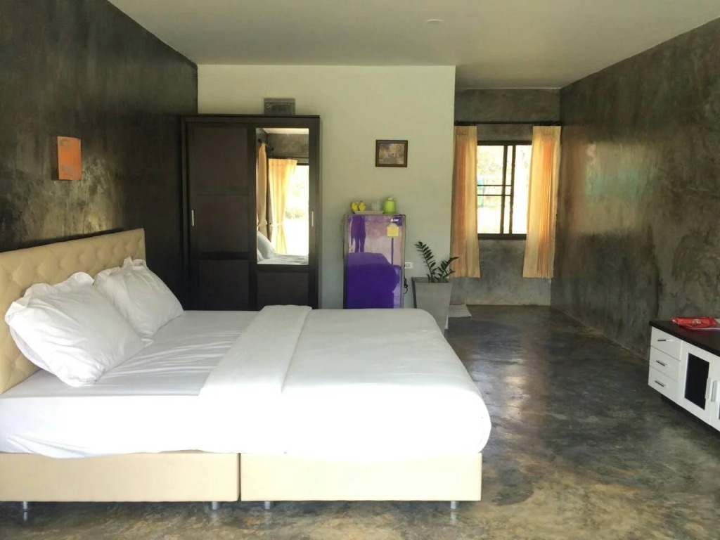 Lakeview Resort