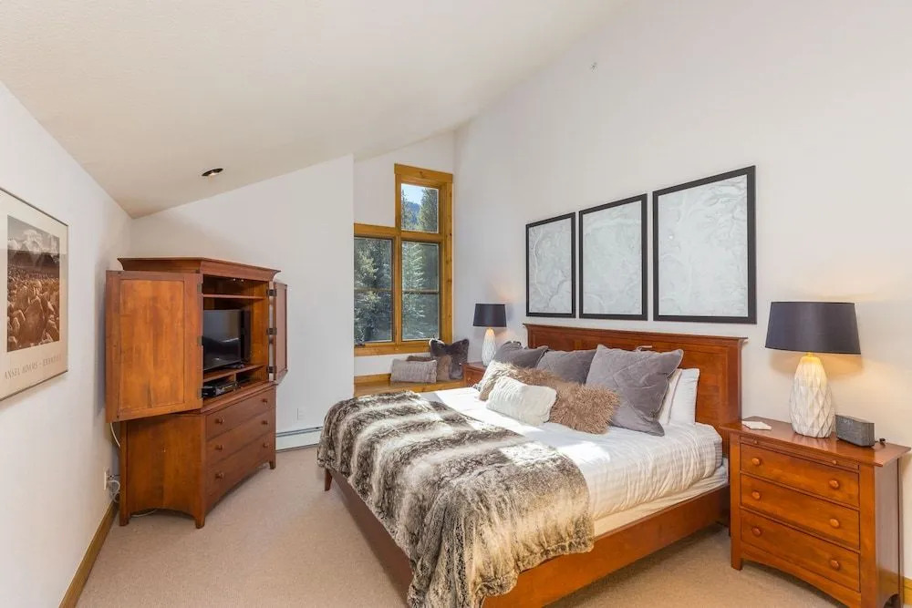 Ski Tip #8723 - 3 Br Townhouse