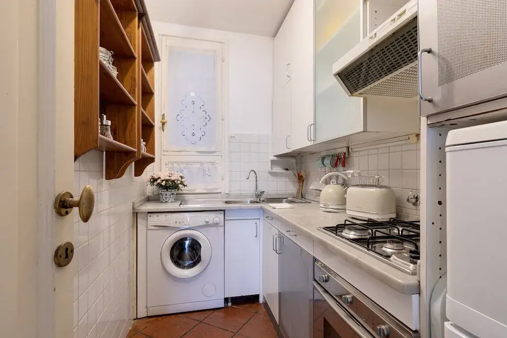 Navona Little Home