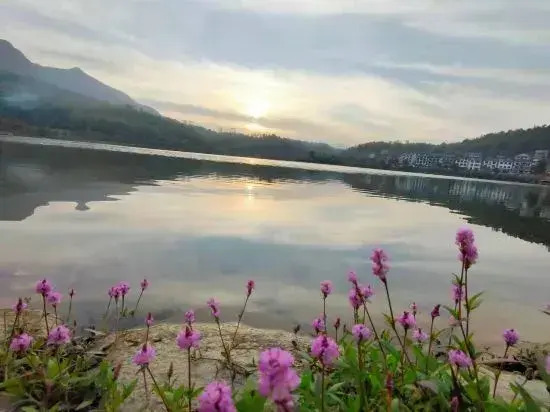 Fuchun Dalingtu Homestay