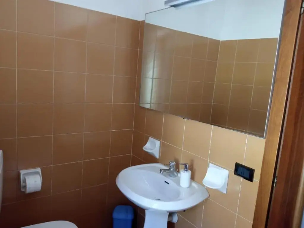 Supercentral one room flat, 16 min to Bergamo airport