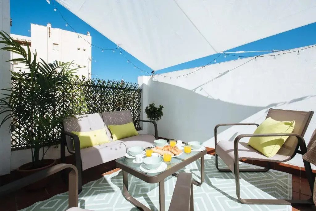 Hostly Orfila 3A-3B exclusive Penthouse-Center-Fibre-Parking Optional