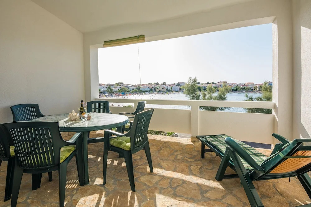 Apartments Casa Nada - by TA Leut Agency