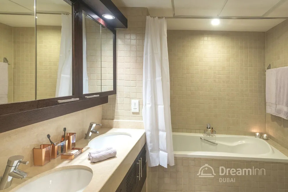 The Residences 8