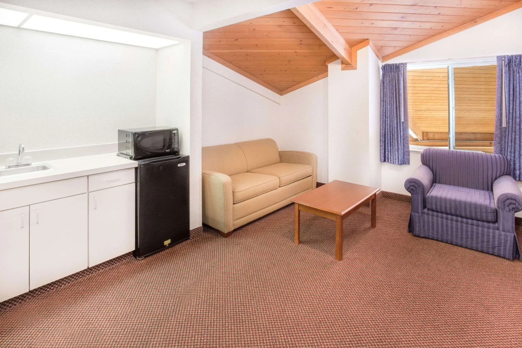 Quality Inn & Suites Willows