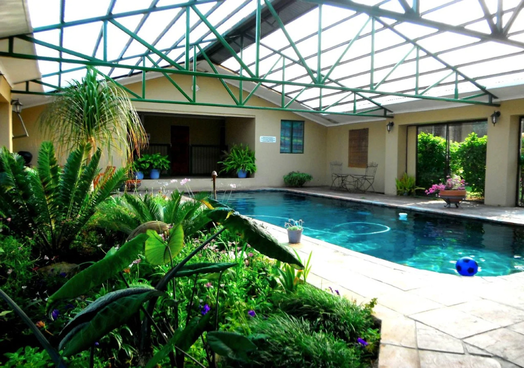 Drakensberg Mountain Retreat